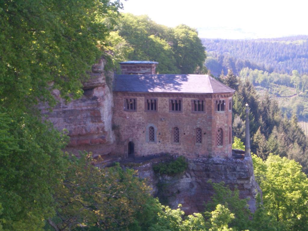 Haus Sonnenschein Appartement Wiltingen Buitenkant foto