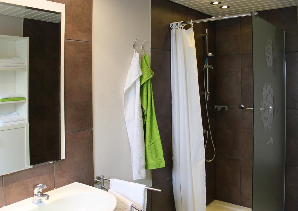 Haus Sonnenschein Appartement Wiltingen Buitenkant foto