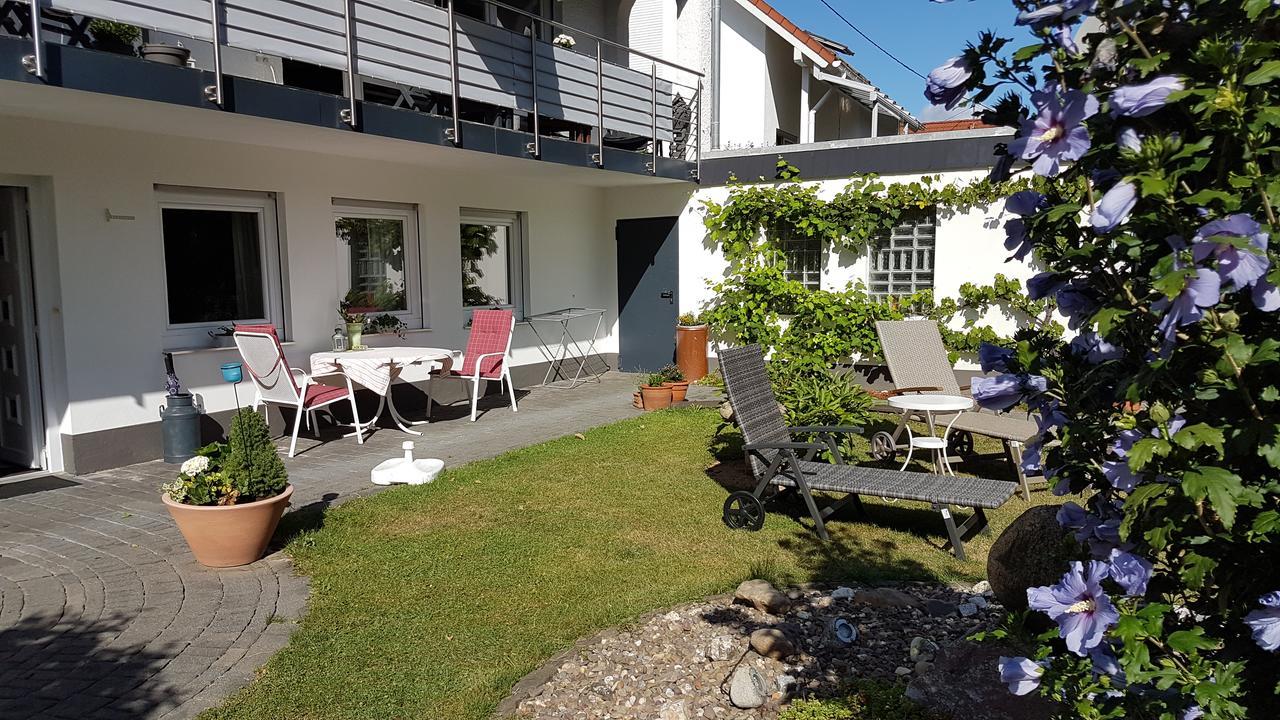 Haus Sonnenschein Appartement Wiltingen Buitenkant foto