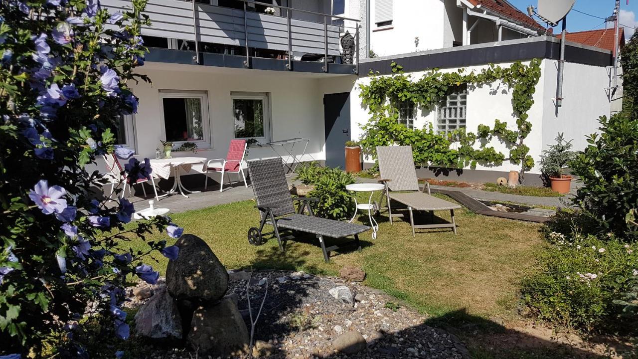 Haus Sonnenschein Appartement Wiltingen Buitenkant foto
